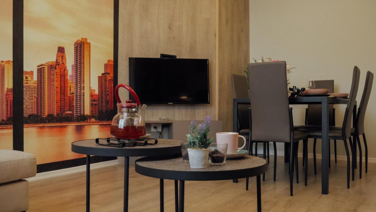 טיראנה Newly Renovated Apartment מראה חיצוני תמונה