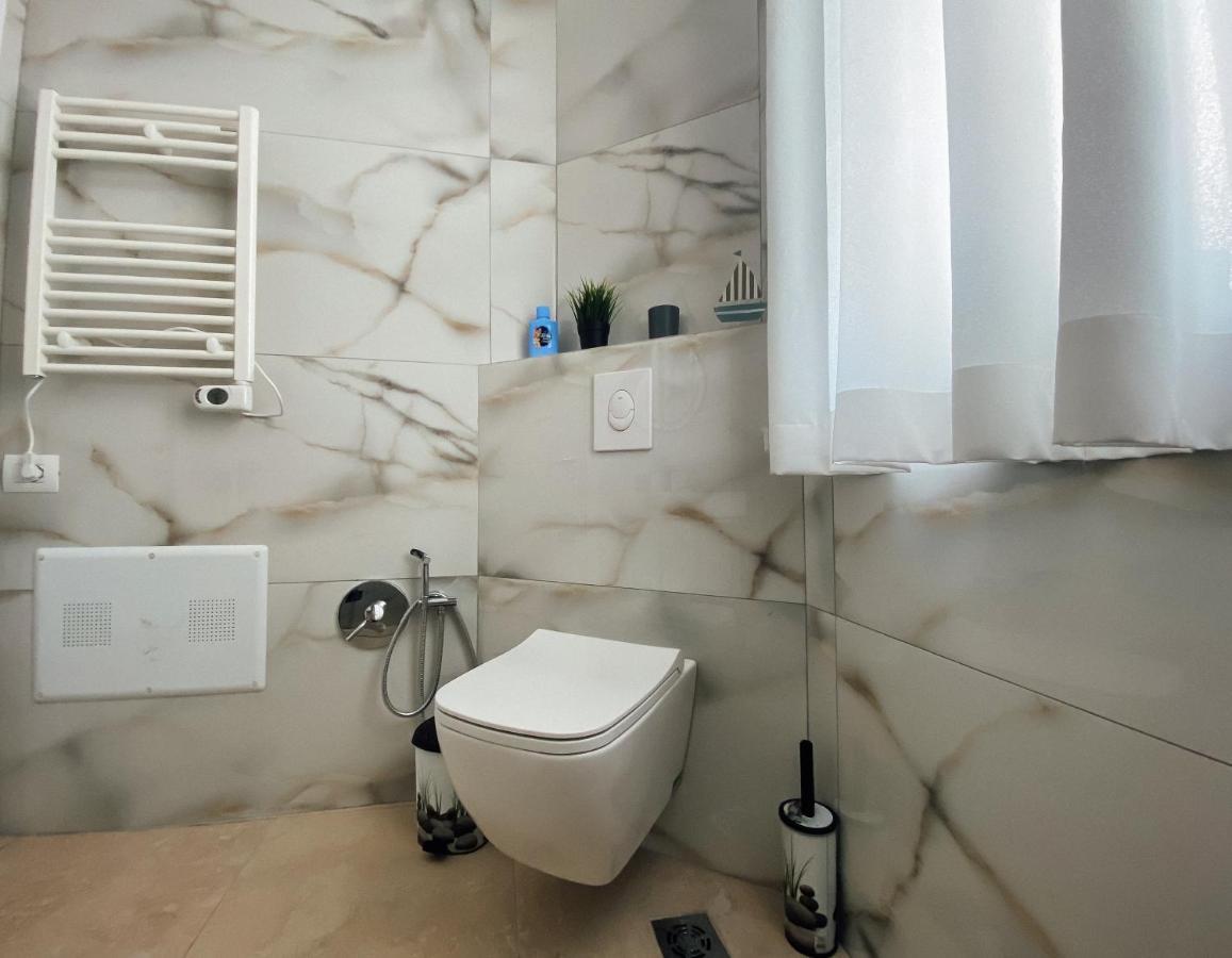 טיראנה Newly Renovated Apartment מראה חיצוני תמונה
